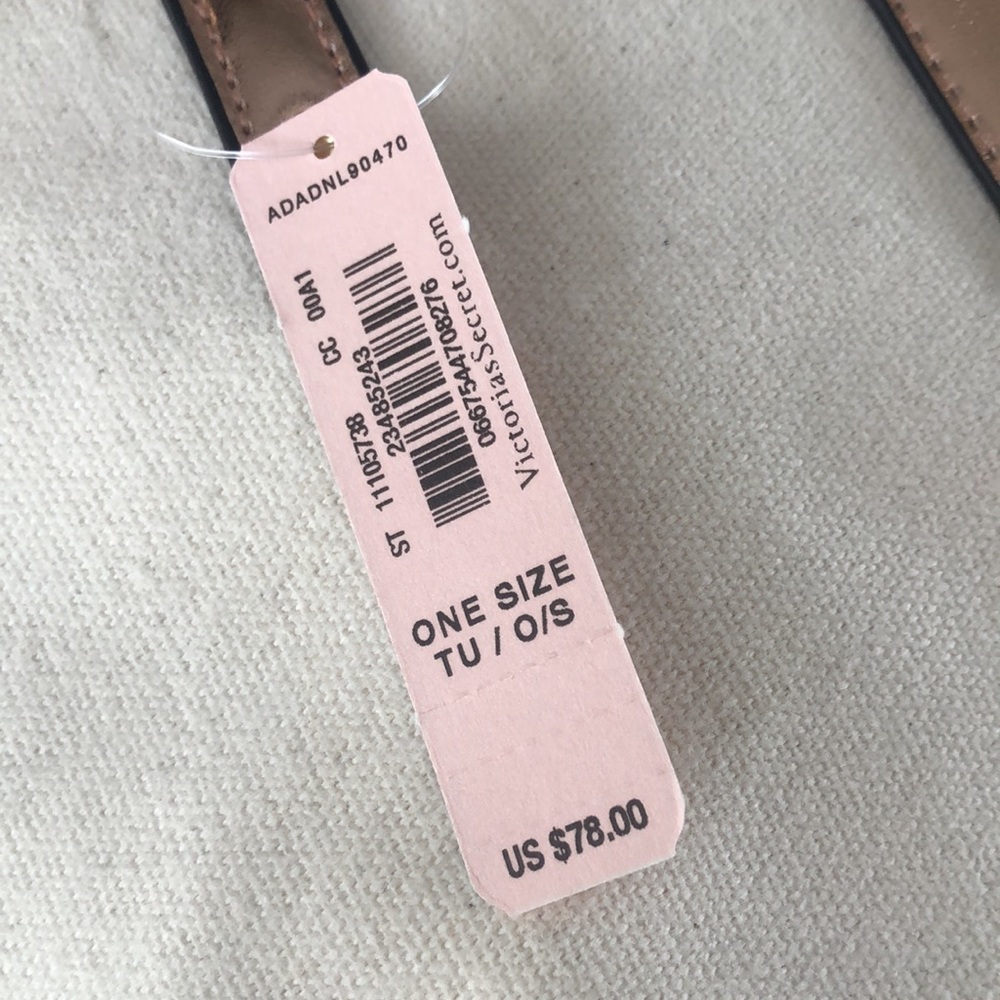 NWT. Victoria’s Secret canvas tote with rose gold - Picture 4 of 6